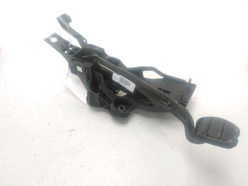 Break pedal PEUGEOT 3008 II SUV (MC_, MR_, MJ_, M4_) 1.5 BlueHDi 130 | BP25611290I19 