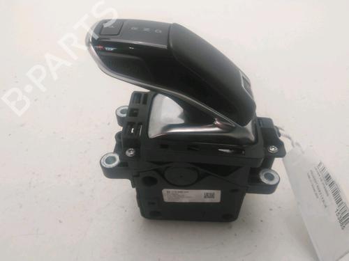 Used Gear lever PEUGEOT 5008 II (MC_, MJ_, MR_, M4_) 1.5 BlueHDi 130 (MCYHZJ, MCYHZR, MCYHZX) (131 hp) 27394352