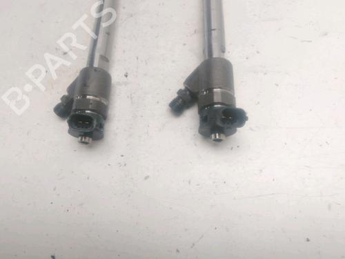 Used Injector Injector PEUGEOT 3008 II SUV (MC_, MR_, MJ_, M4_) 1.5 BlueHDi 130 (131 hp) 25750846 25750846