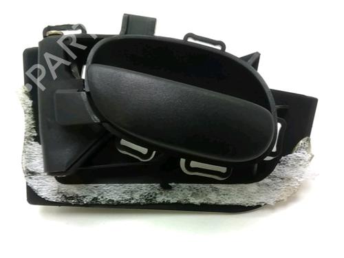 Used Front left interior door handle PEUGEOT 206 Hatchback (2A/C) 1.4 i (75 hp) 17528317