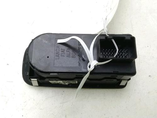 Used Left front window switch Left front window switch ALFA ROMEO MITO (955_) 1.3 MultiJet (955AXP1A, 955AYC1A) (95 hp) 19529883 19529883