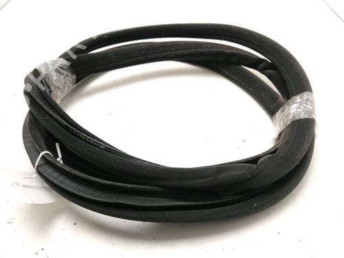 rubber-door-seal-bmw-7-e65-e66-e67-2001-2002-2003-2004-2005-2006-2007-2008-2009-30893145 main image