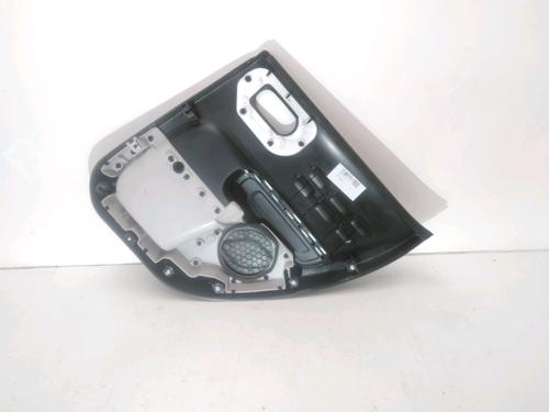 Guarnecido trasero izquierdo CITROËN C3 III (SX) 1.2 THP 110 (SXHNPS, SXHNZT, SXHNZ6) | BP30630553C60