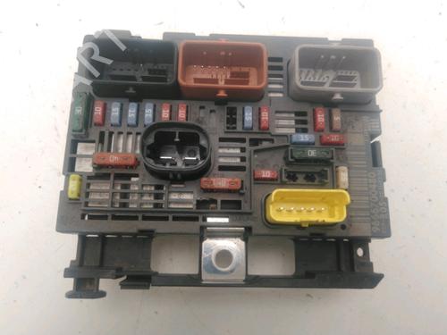 Fuse box PEUGEOT 308 SW I (4E_, 4H_) 1.6 HDi | BP24881750E1 