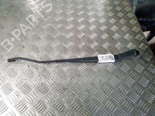 Used Front windshield wiper arm SUZUKI ALTO VII (GF, HA25_, HA35_) 1.0 (AMF310, GFC31S) (68 hp) 14903159
