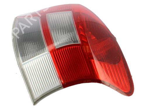 Used Right taillight TOYOTA YARIS (_P9_) 1.4 D-4D (NLP90_, NLP90R) (90 hp) 30048152