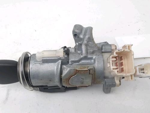 ignition-barrel-toyota-rav-4-ii-_a2_-2000-2001-2002-2003-2004-2005-31140975 main image