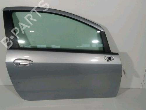 Used Right front door FIAT GRANDE PUNTO (199_) 1.3 D Multijet (75 hp) 21672819