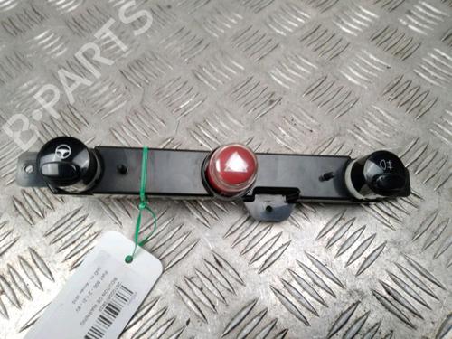 Used Warning switch FIAT 500 (312_) 1.2 (312AXA1A) (69 hp) 13079342