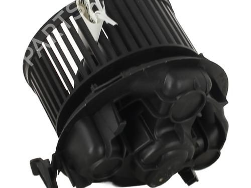 heater-blower-motor-renault-clio-iii-br01-cr01-2005-2006-2007-2008-2009-2010-2011-2012-2013-2014-33632697 main image