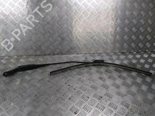 Used Front windshield wiper arm Front windshield wiper arm 23181931 23181931