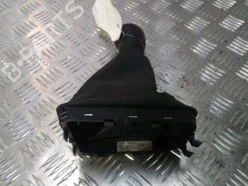 Used Gear lever Gear lever VW POLO VI (AW1, BZ1, AE1) 1.0 MPi (80 hp) 13078769 13078769