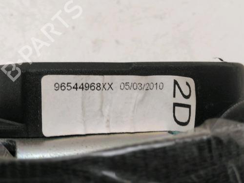 rear-right-belt-tensioner-peugeot-206-2l_-2m_-2009-2010-2011-2012-2013-31031190 main image