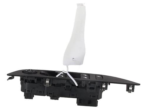Used Left front window switch Left front window switch PEUGEOT 2008 II (UD_, US_, UY_, UJ_, UR_, UC_) 1.5 BlueHDI 130 (131 hp) 31692676 31692676