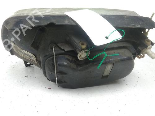 Used Right headlight VW POLO (6N2) [1999-2001]  15758270