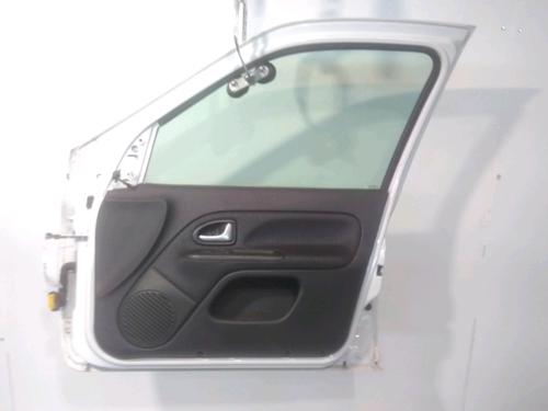 Used Right front door RENAULT CLIO II (BB_, CB_) 1.2 (BB0A, BB0F, BB10, BB1K, BB28, BB2D, BB2H, CB0A,... (58 hp) 27268461