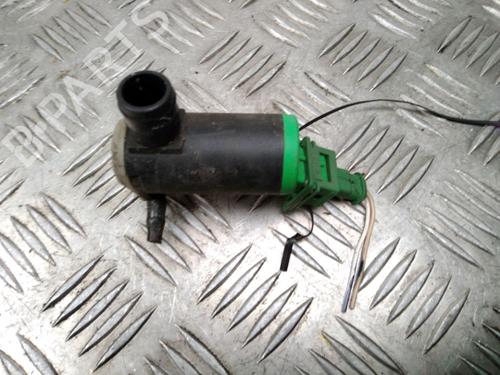 Used Washer pump PEUGEOT 206+ (2L_, 2M_) 1.1 (60 hp) 27394999
