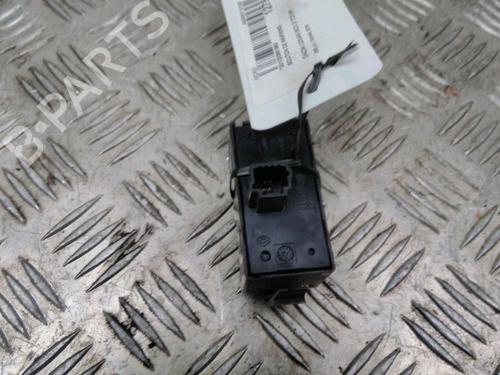 Used Warning switch DACIA LOGAN MCV II TCe 90 (K8M1, K8MA, K8AC) (90 hp) 11220708