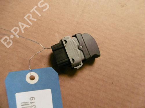 Used Left rear window switch RENAULT CLIO III (BR0/1, CR0/1) [2005-2014]  15756285