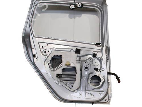 Porta trás esquerda Porta trás esquerda DACIA LOGAN MCV II TCe 90 (K8M1, K8MA, K8AC) (90 hp) 30188105 30188105