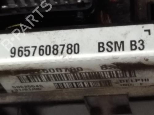 caixa-de-fusiveis-citroen-c8-ea_-eb_-6500y1-2002-15747820 main image