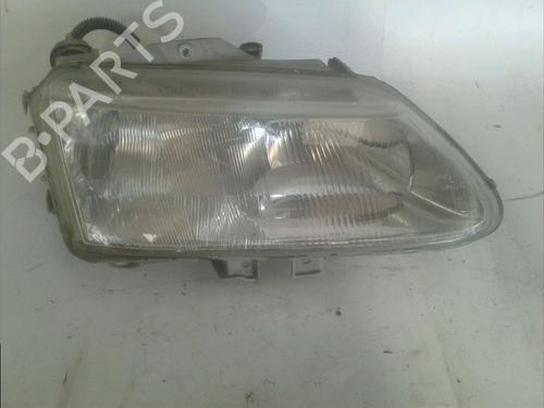Used Right headlight Right headlight RENAULT ESPACE III (JE0_) 2.2 12V TD (JE0E, JE0H, JE0P) (113 hp) 23181678 23181678