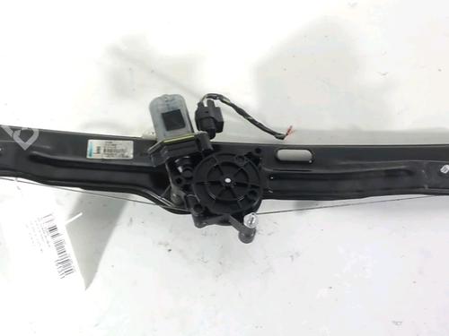Used Front right window mechanism FIAT 500L (351_, 352_) 1.3 D Multijet (199LXY1A, 199LXY11) (84 hp) 21564103
