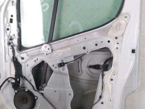 Used Right front door Right front door 37501510 37501510