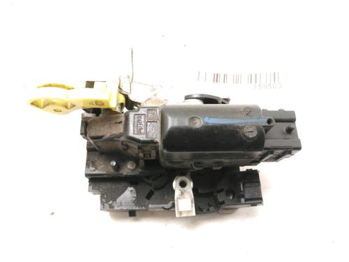 Cerradura puerta trasera derecha DACIA DUSTER (HS_) 1.5 dCi (109 hp) 30840901