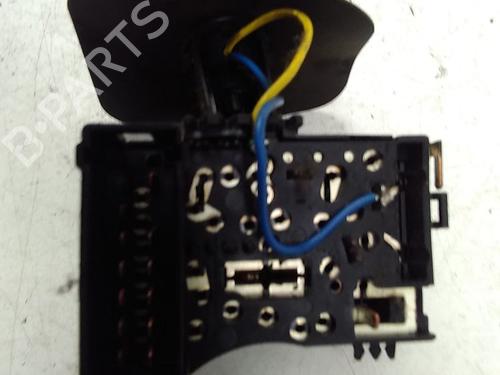 Used Steering column stalk RENAULT CLIO II (BB_, CB_) [1998-2016]  15751197