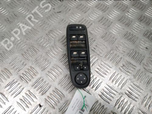 Used Left front window switch CITROËN C4 Grand Picasso I (UA_) 1.6 HDi (109 hp) 13081827