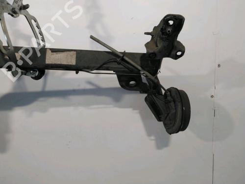 Used Rear axle Rear axle RENAULT TWINGO II (CN0_) 1.2 16V (CN04, CN0B) (75 hp) 29264474 29264474
