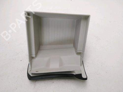 Used Glove box RENAULT CAPTUR I (J5_, H5_) 0.9 TCe 90 (90 hp) 29516661