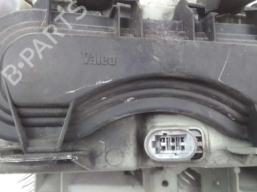 Used Left headlight RENAULT ESPACE III (JE0_) 2.2 12V TD (JE0E, JE0H, JE0P) (113 hp) 23181726