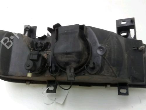 Used Right headlight Right headlight OPEL MOVANO A Van (X70) 2.5 DTI (FD) (115 hp) 17997203 17997203