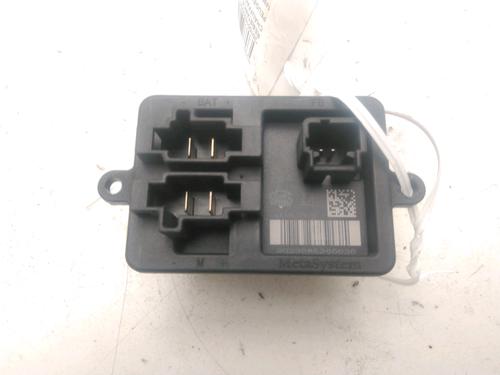 Used Heater resistor PEUGEOT 5008 II (MC_, MJ_, MR_, M4_) 1.5 BlueHDi 130 (MCYHZJ, MCYHZR, MCYHZX) (131 hp) 27394304