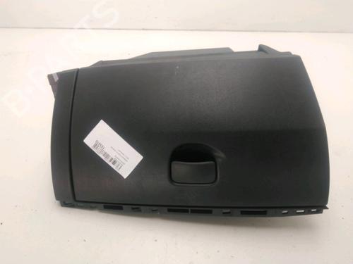 Used Glove box RENAULT CLIO III (BR0/1, CR0/1) 1.5 dCi (75 hp) 22441621