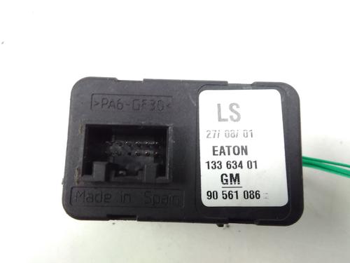 Used Left front window switch Left front window switch 15756000 15756000