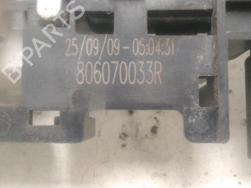 Used Front left exterior door handle RENAULT MEGANE III Grandtour (KZ0/1) 1.5 dCi (KZ0C, KZ1A) (90 hp) 27510302