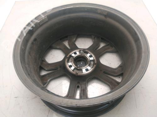 rim-ford-fiesta-vii-hj-hf-15-tdci-2237389-2017-22441572 main image