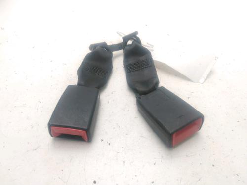 Used Seat buckle CITROËN C3 II (SC_) 1.6 HDi (92 hp) 33009018