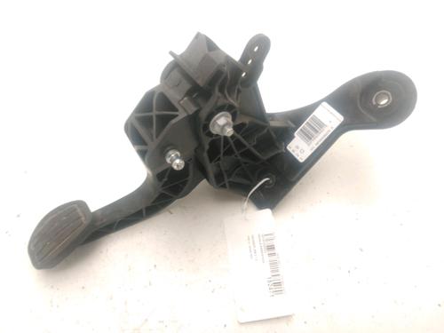 Clutch pedal PEUGEOT 208 II (UB_, UP_, UW_, UJ_) 1.2 PureTech 100 | BP24881809I13 