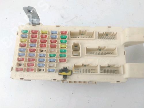 Used Fuse box Fuse box HYUNDAI SANTA FÉ II (CM) 2.2 CRDi 4x4 (155 hp) 40241959 40241959