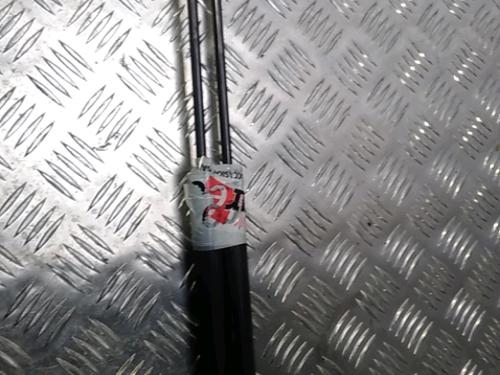 Tailgate lift support RENAULT CLIO IV (BH_) 1.5 dCi 90 | BP14902518C138 