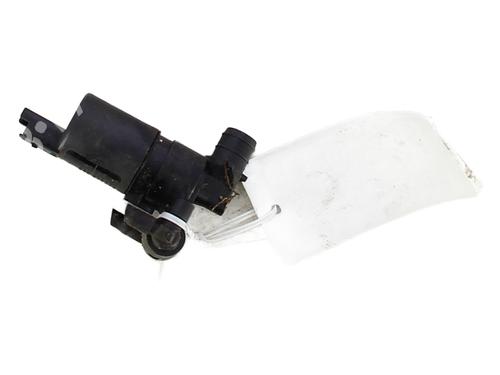 Used Washer pump DACIA SANDERO II TCe 90 (B8M1, B8MA, B8AC) (90 hp) 31372411