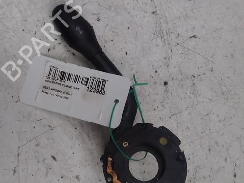 Used Steering column stalk SEAT AROSA (6H1) 1.4 (60 hp) 15751358