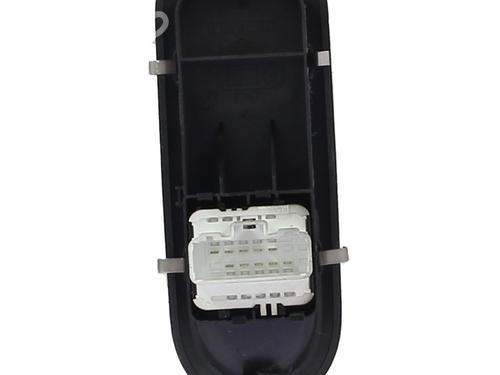 Used Left front window switch Left front window switch RENAULT CLIO III (BR0/1, CR0/1) 1.5 dCi (BR17, CR17) (86 hp) 33836187 33836187