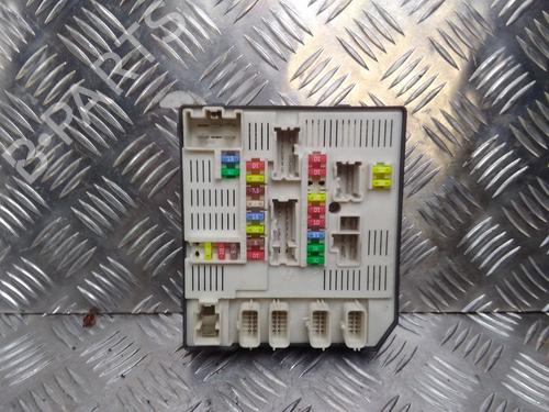 Used Fuse box Fuse box RENAULT MEGANE III Hatchback (BZ0/1_, B3_) 1.5 dCi (BZ0C) (90 hp) 17706062 17706062