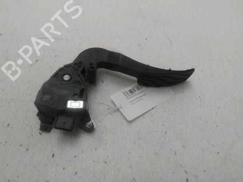 Used Pedal RENAULT MEGANE IV Hatchback (B9A/M/N_) 1.5 Blue dCi 115 (B9A6) (116 hp) 29442495