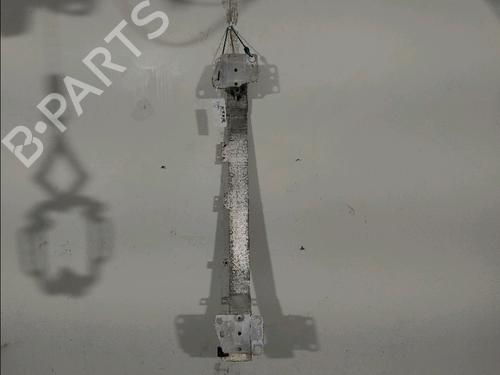 front-bumper-reinforcement-renault-megane-iii-hatchback-bz01_-b3_-2008-34333277 main image